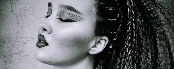 Your Favourite Hair Extension Brandmark Photo